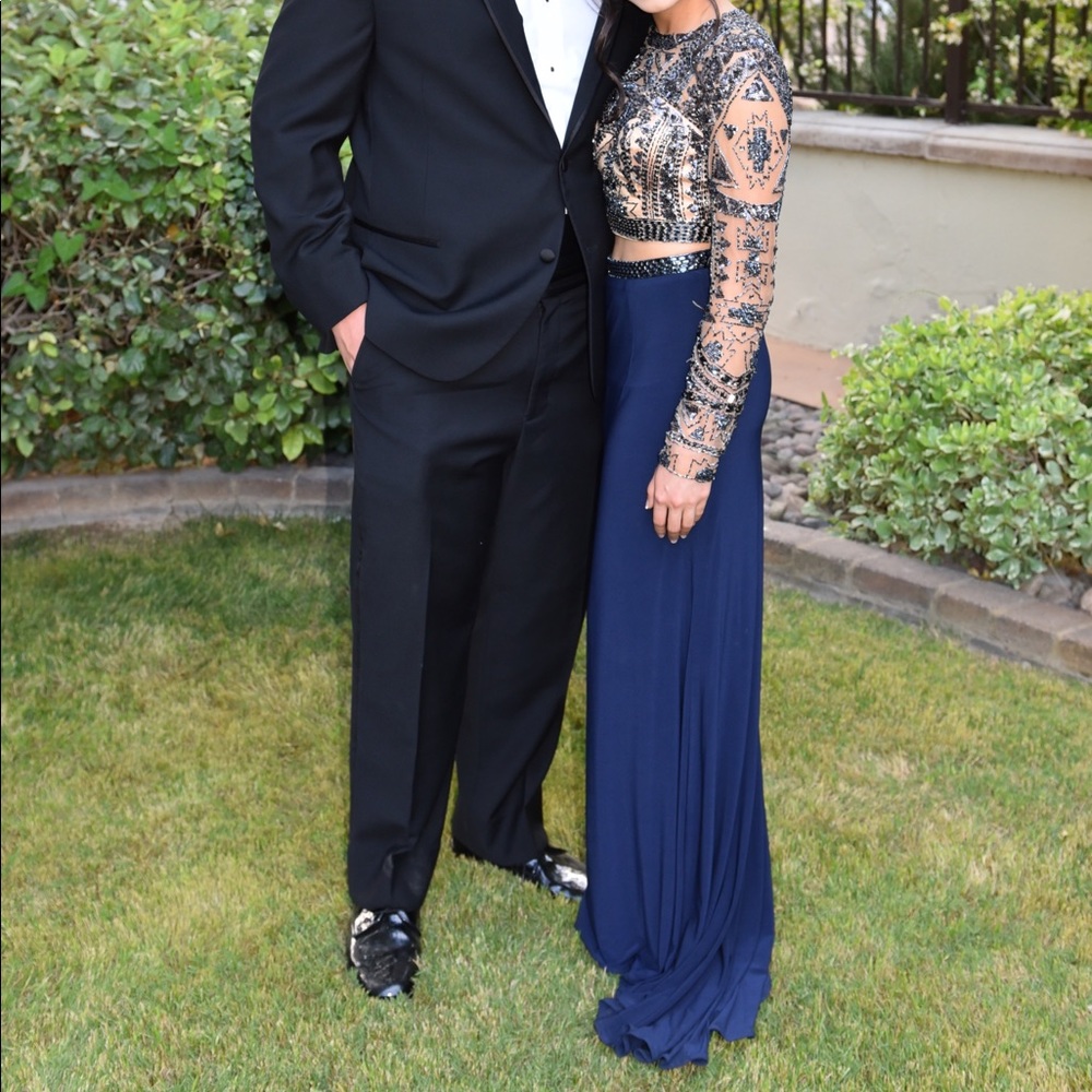 Sherri Hill 2 piece gown